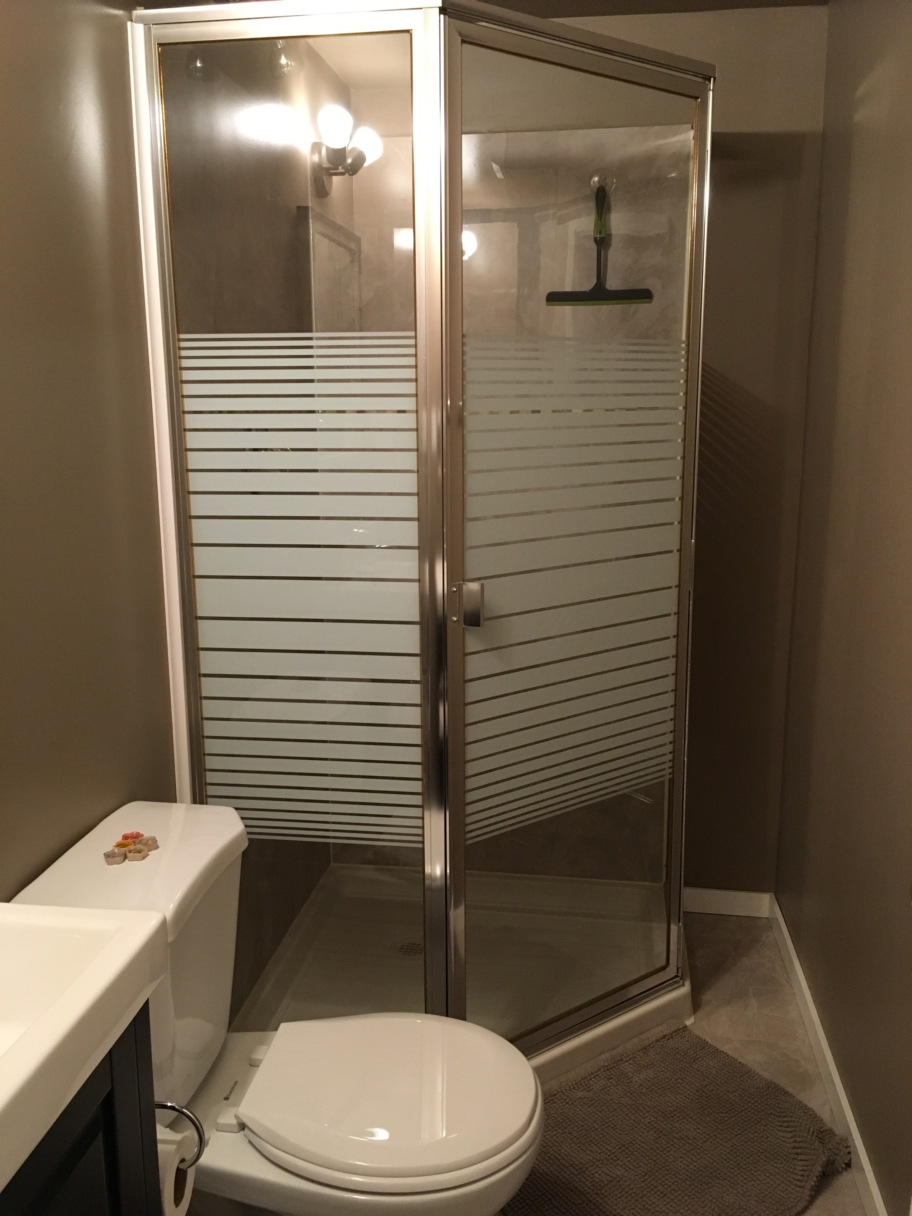Bathroom 16